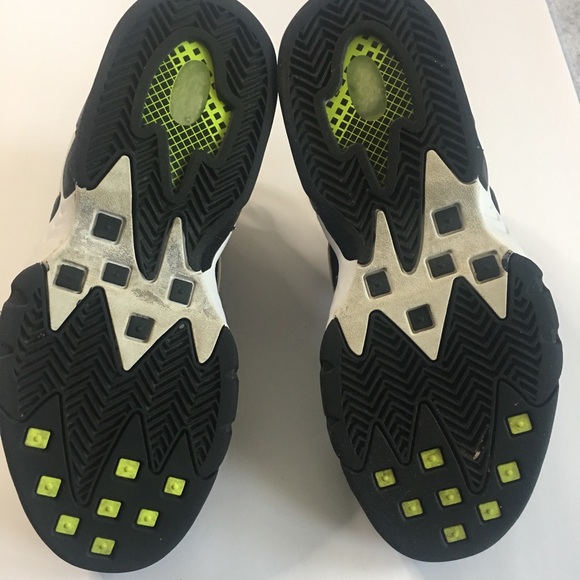 SOLD-Nike Air Max Uptempo 2 Size 8.5 Black/Navy - Picture 3 of 11